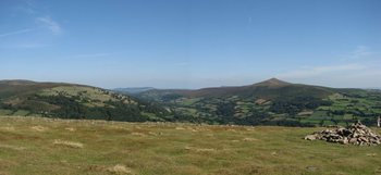 Towards Sugar Loaf from Table Mountain.jpg